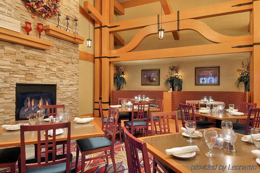 The At Rolling Hills Casino & 3* Corning