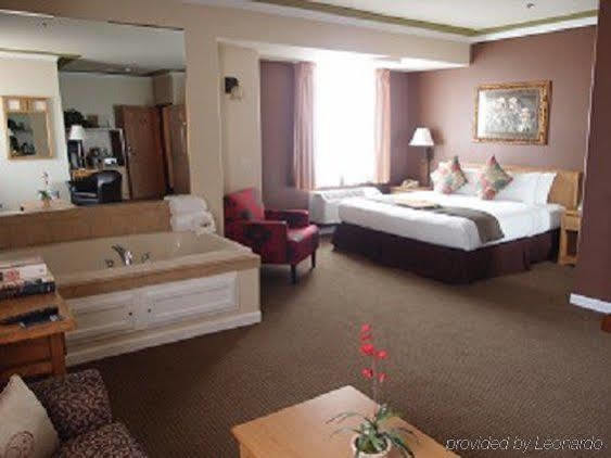 Hotel The At Rolling Hills Casino & Corning